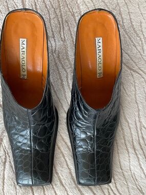 Vintage Maraolo Black Croc pattern leather mules Size 9